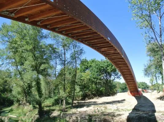 Ponte tecnico in legno lamellare luce libera 60 Ml Trecastelli (AN)