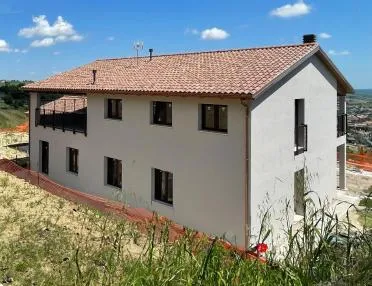 prende forma una villa monofamiliare in legno – Tolentino (MC)